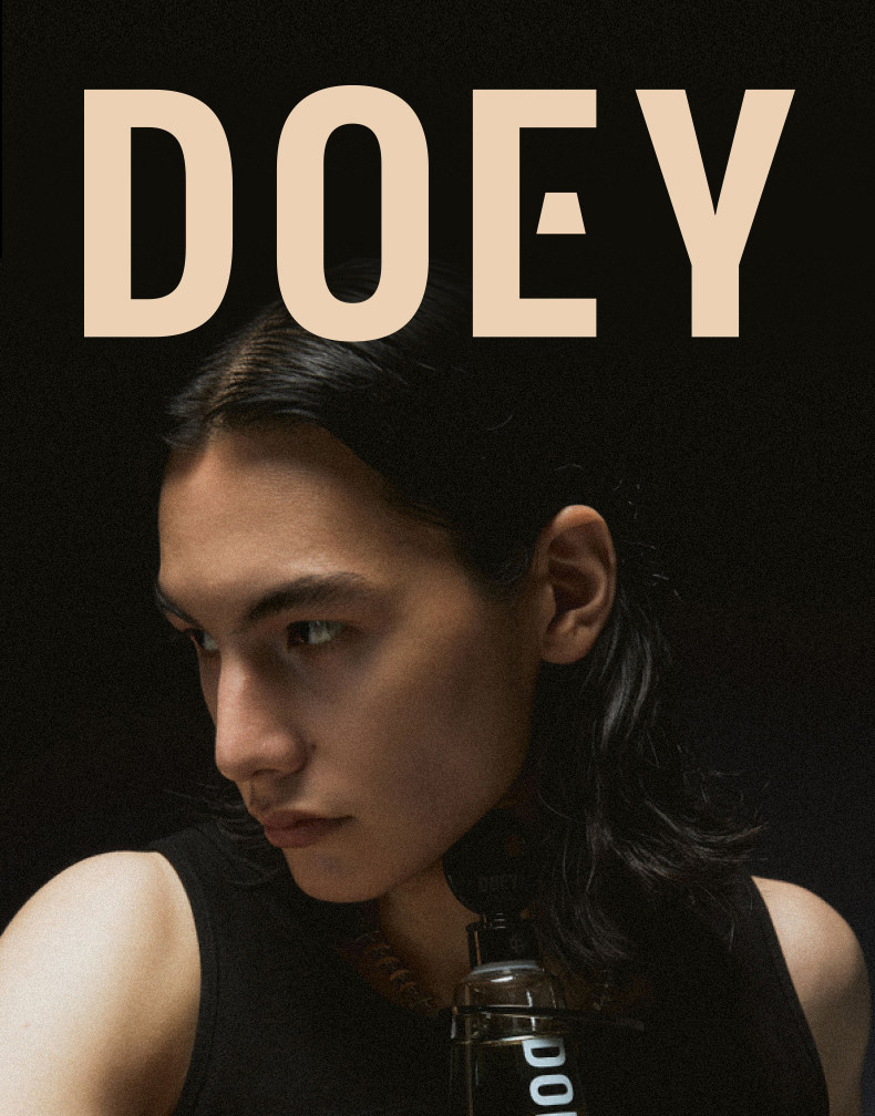 DOEY | The Lighthouse Pro - Hand-Blown Artistic Reed Diffuser System (160ml)