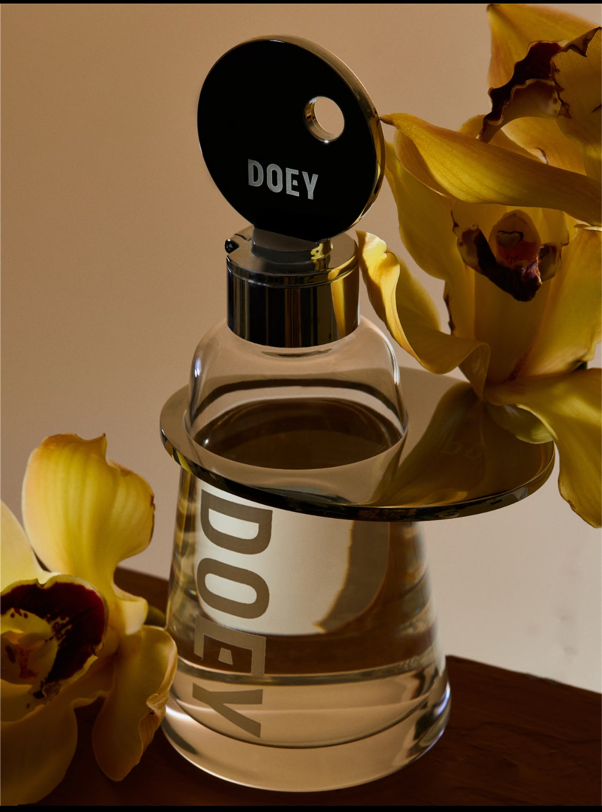 DOEY | The Lighthouse Pro - Hand-Blown Artistic Reed Diffuser System (160ml)