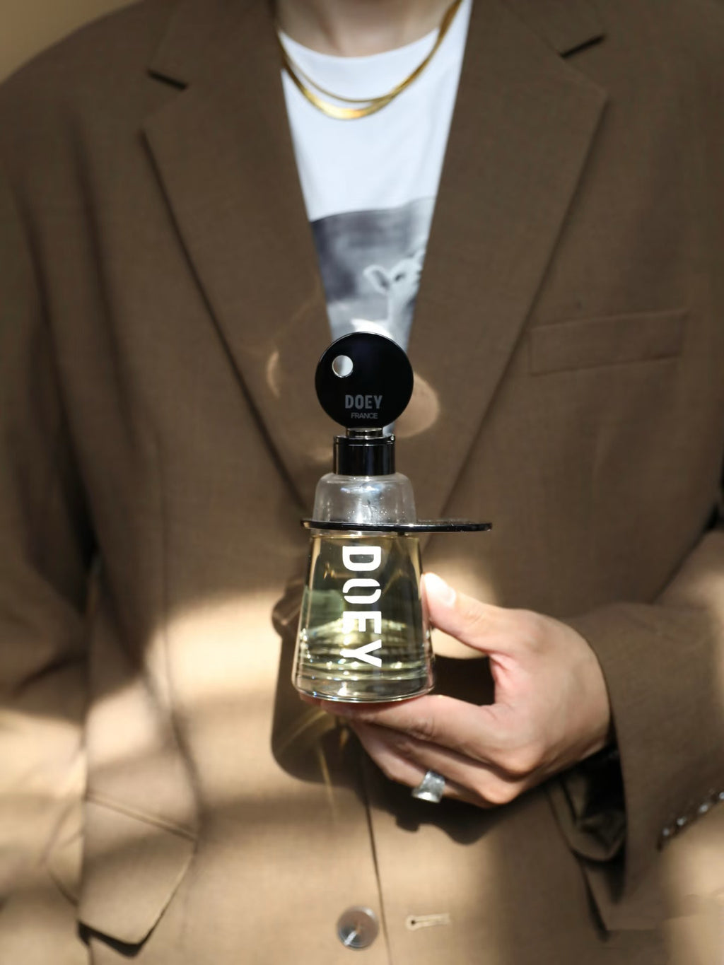 DOEY | The Lighthouse Pro - Hand-Blown Artistic Reed Diffuser System (160ml)